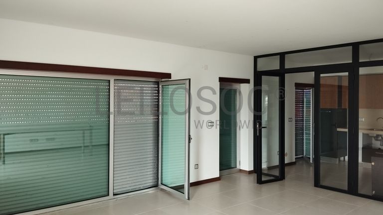 Apartamento T3 · Atouguia da Baleia, Peniche