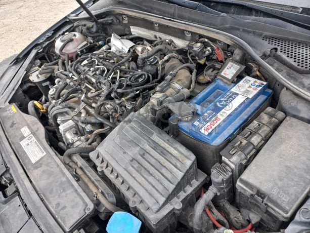 Volkswagen Golf 1.6 TDI · Ano 2017