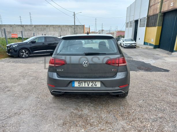 Volkswagen Golf 1.6 TDI · Ano 2017