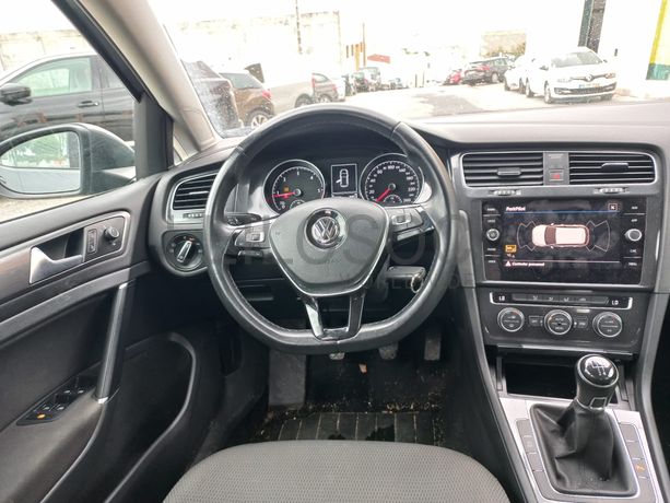 Volkswagen Golf 1.6 TDI · Ano 2017