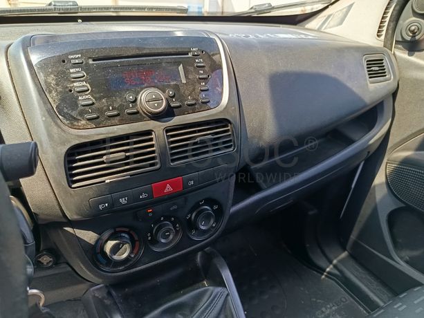 Opel Combo · Ano 2017