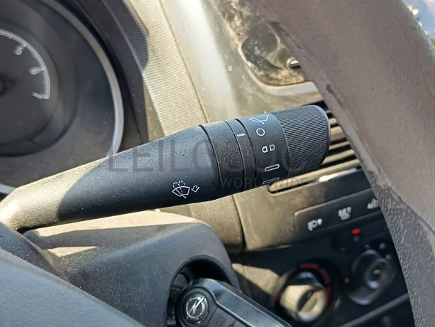 Opel Combo · Ano 2017