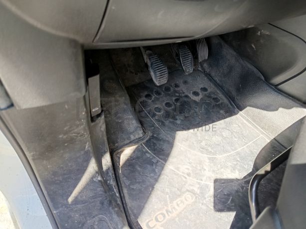 Opel Combo · Ano 2017