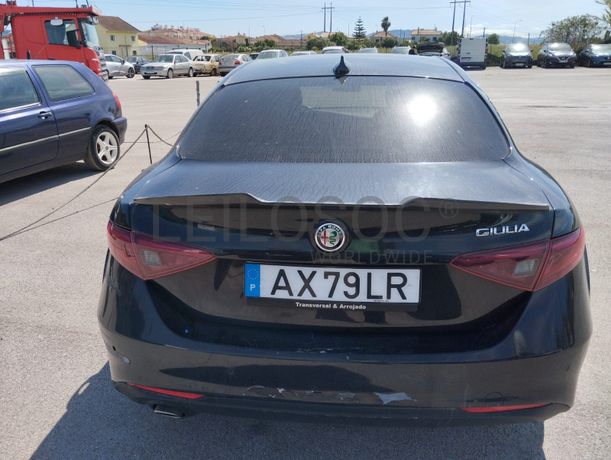 Alfa Romeu Giulia · Ano 2017