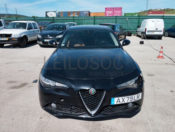 Alfa Romeu Giulia · Ano 2017