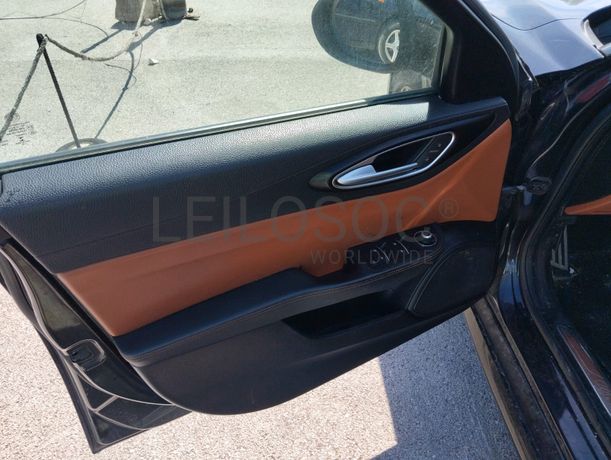 Alfa Romeu Giulia · Ano 2017