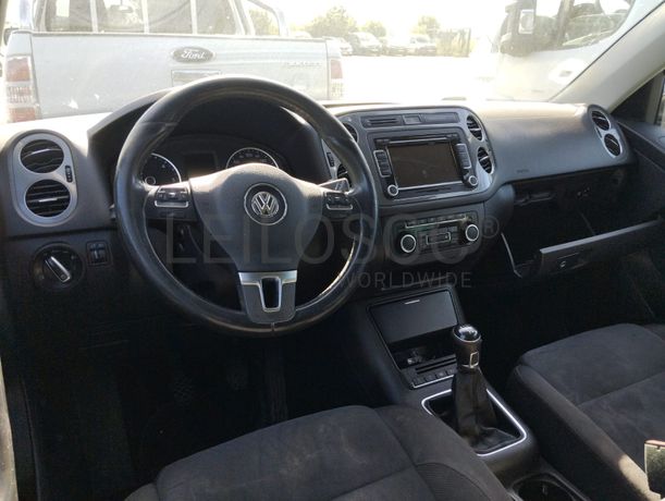 Volkswagen Tiguan · Ano 2012