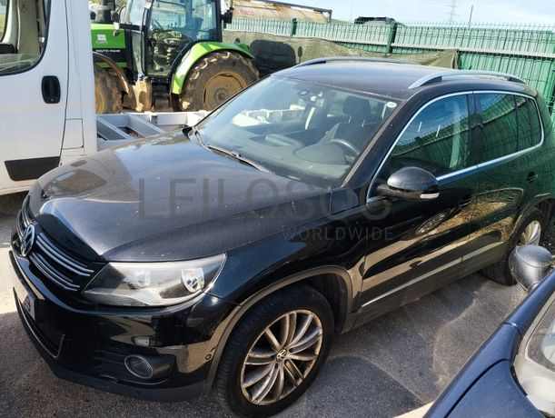 Volkswagen Tiguan · Ano 2012