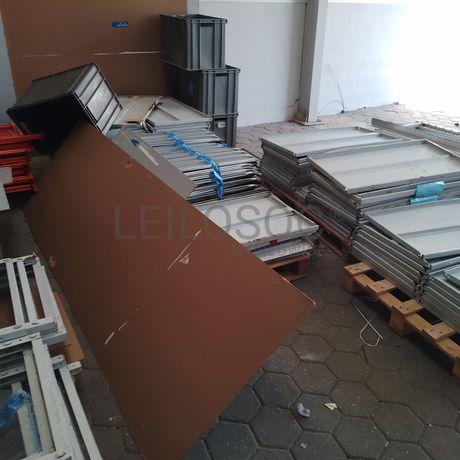 Equipamentos Industriais e de Escritório