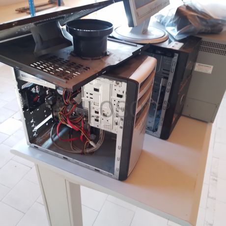 Equipamentos Industriais e de Escritório