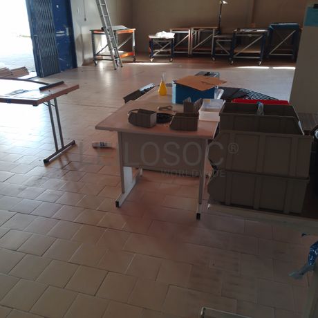 Equipamentos Industriais e de Escritório