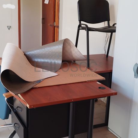 Equipamentos Industriais e de Escritório