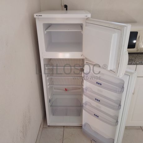 Equipamentos Industriais e de Escritório