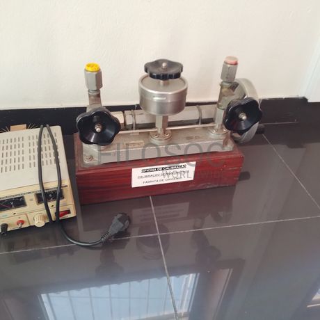 Equipamentos Industriais e de Escritório