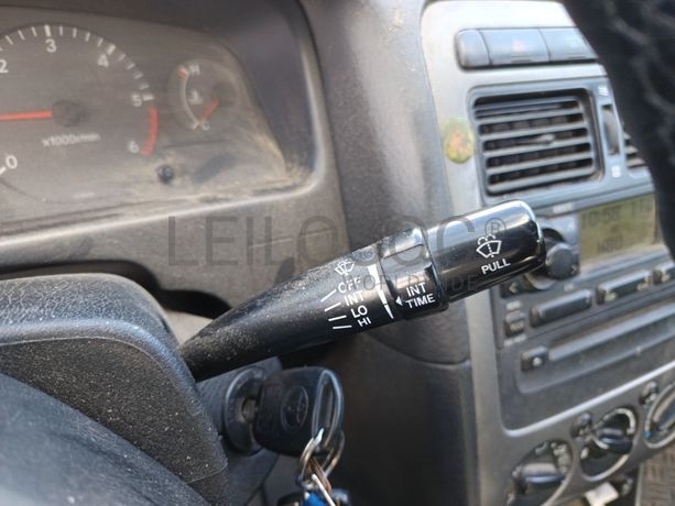 Toyota Avensis 2.0D · Ano 2002