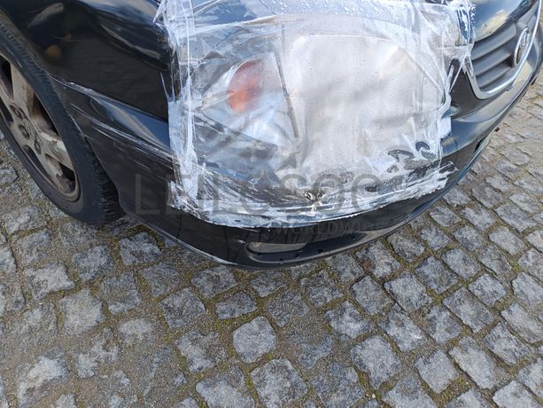 Toyota Avensis 2.0D · Ano 2002