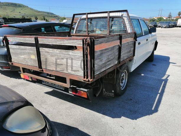 Mitsubishi L200 · Ano 2001