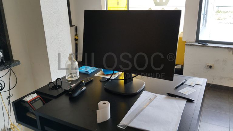 Mobiliário e Equipamentos de Receção