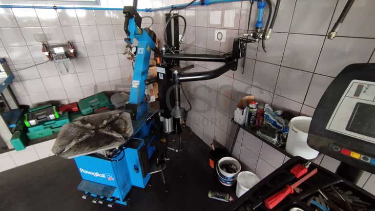 Máquina de Desmontar Pneus