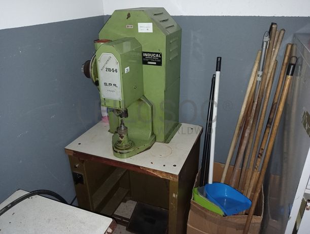 Equipamentos para a Indústria do Calçado