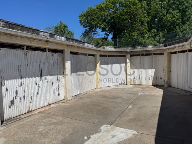 Apartamento T2 + Garagem · Maia