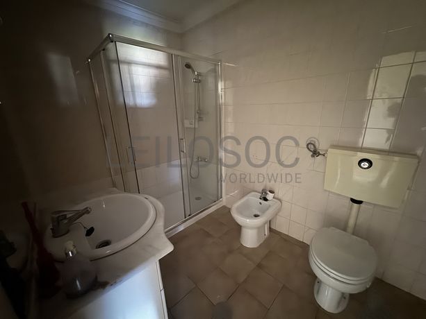 Apartamento T2 + Garagem · Maia