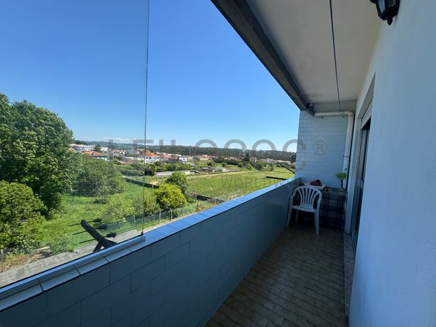 Apartamento T2 + Garagem · Maia