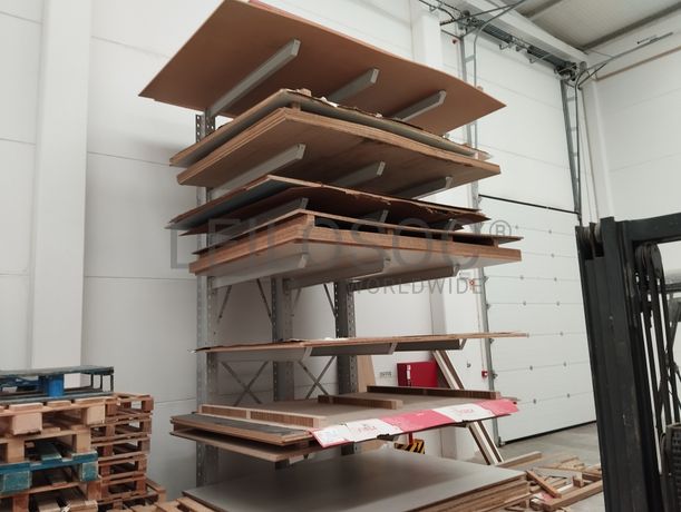 Equipamentos para Fabrico de Mobiliário e Artigos de Decoração