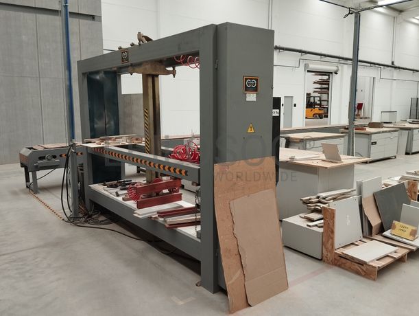 Equipamentos para Fabrico de Mobiliário e Artigos de Decoração