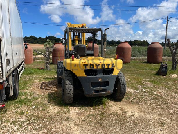 Empilhador Toyota