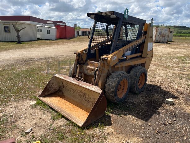 Mini Pá Carregadora Case