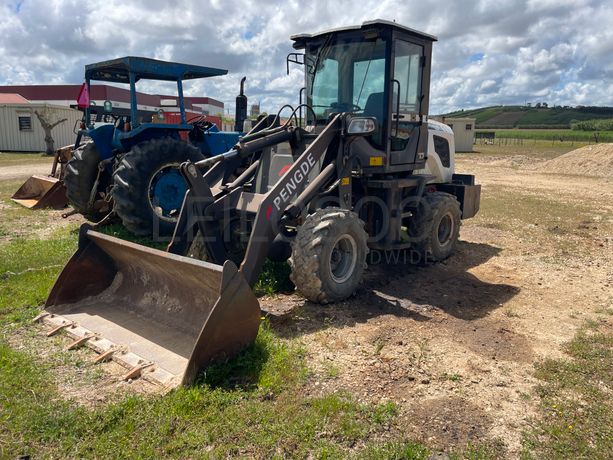 Pá Carregadora PENGDE