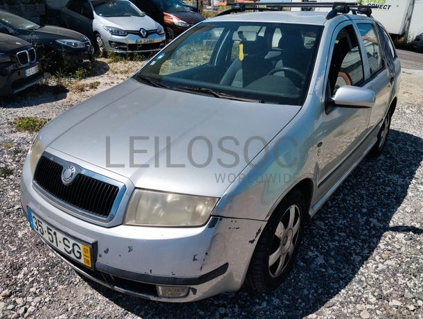 Skoda Fabia · Ano 2001