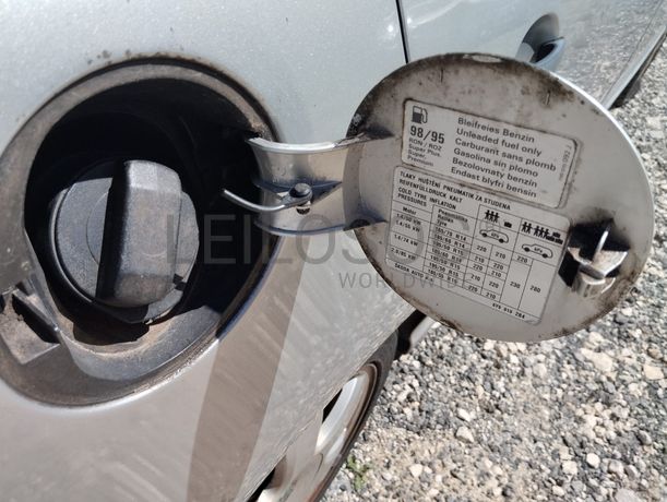 Skoda Fabia · Ano 2001