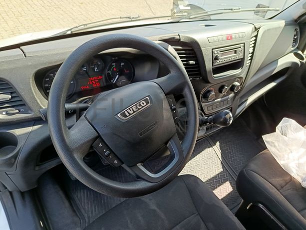 Iveco Daily 70C17 · Ano 2016
