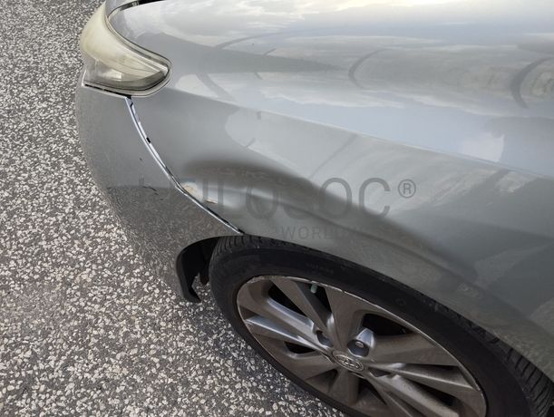 Toyota Auris · Ano 2013