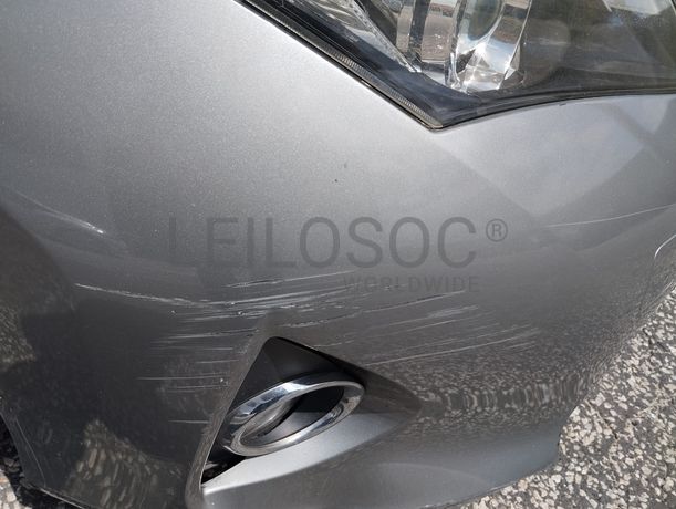 Toyota Auris · Ano 2013