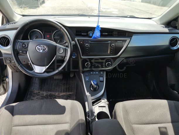 Toyota Auris · Ano 2013