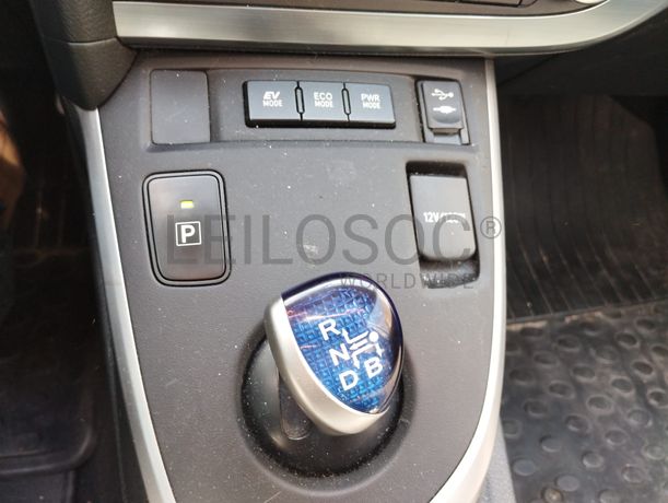 Toyota Auris · Ano 2013