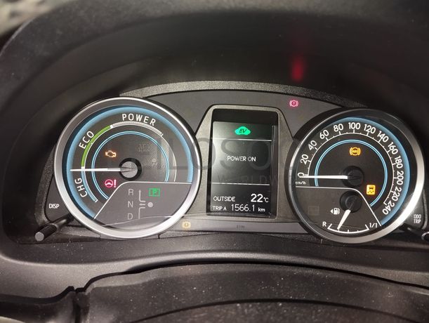 Toyota Auris · Ano 2013