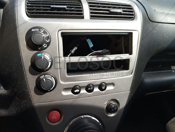 Honda Civic · Ano 2005