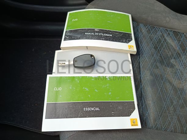 Renault Clio · Ano 2009