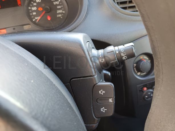 Renault Clio · Ano 2009