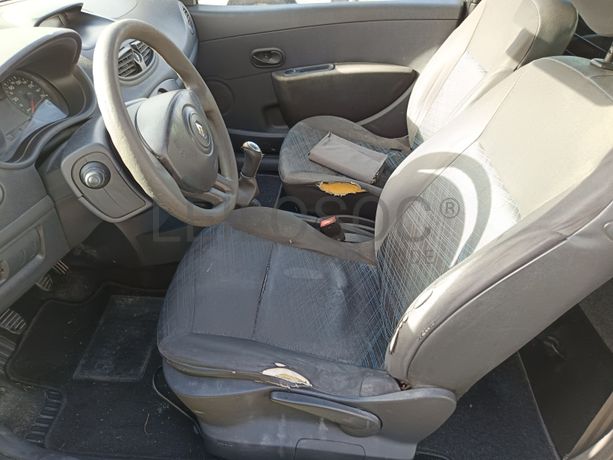 Renault Clio · Ano 2009