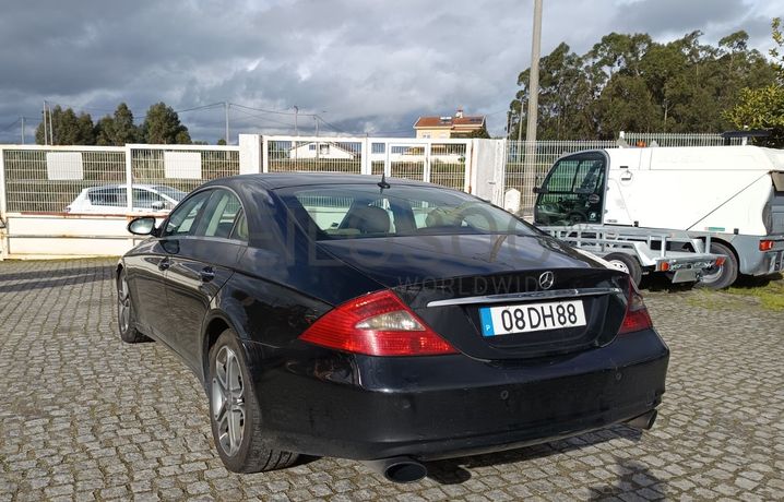 Mercedes-Benz CLS 320 CDI · Ano 2006