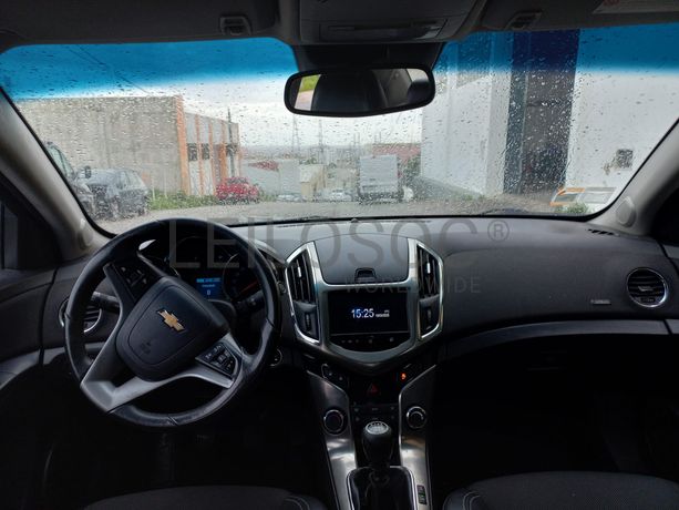 Chevrolet Cruze · Ano 2012