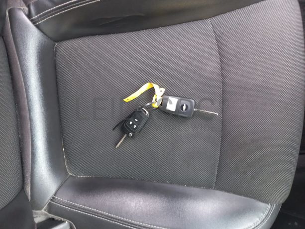 Chevrolet Cruze · Ano 2012