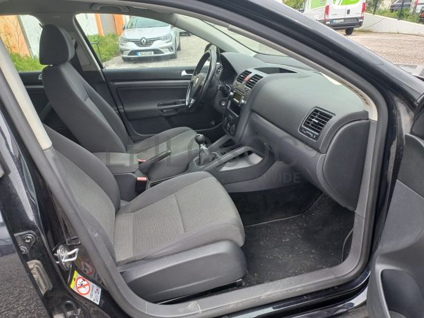 Volkswagen Golf · Ano 2009