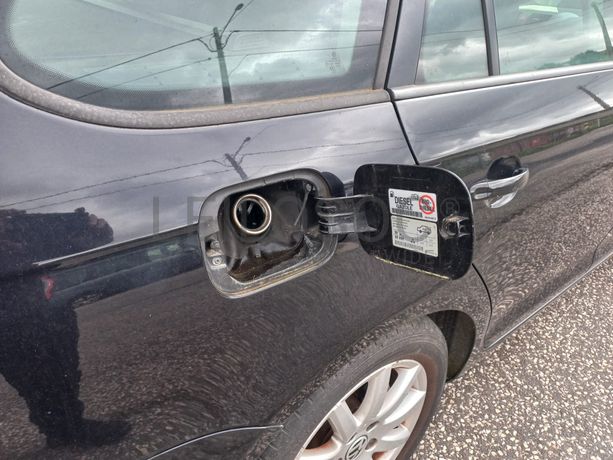 Volkswagen Golf · Ano 2009