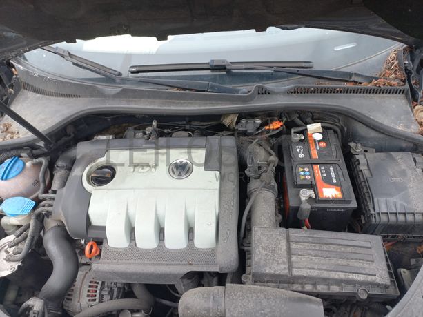 Volkswagen Golf · Ano 2009